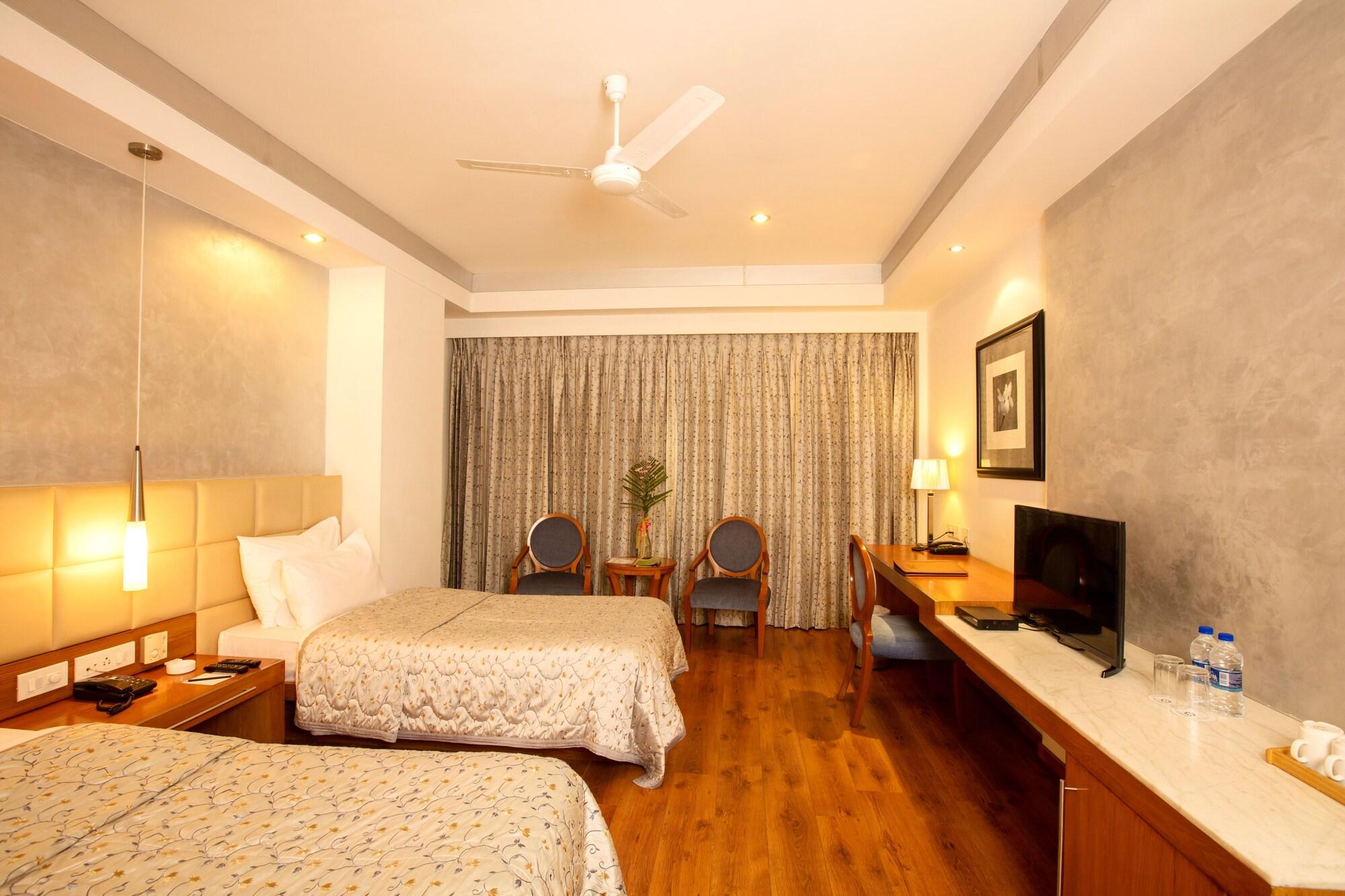Southern Star,Maisur Dış mekan fotoğraf A room at the hotel