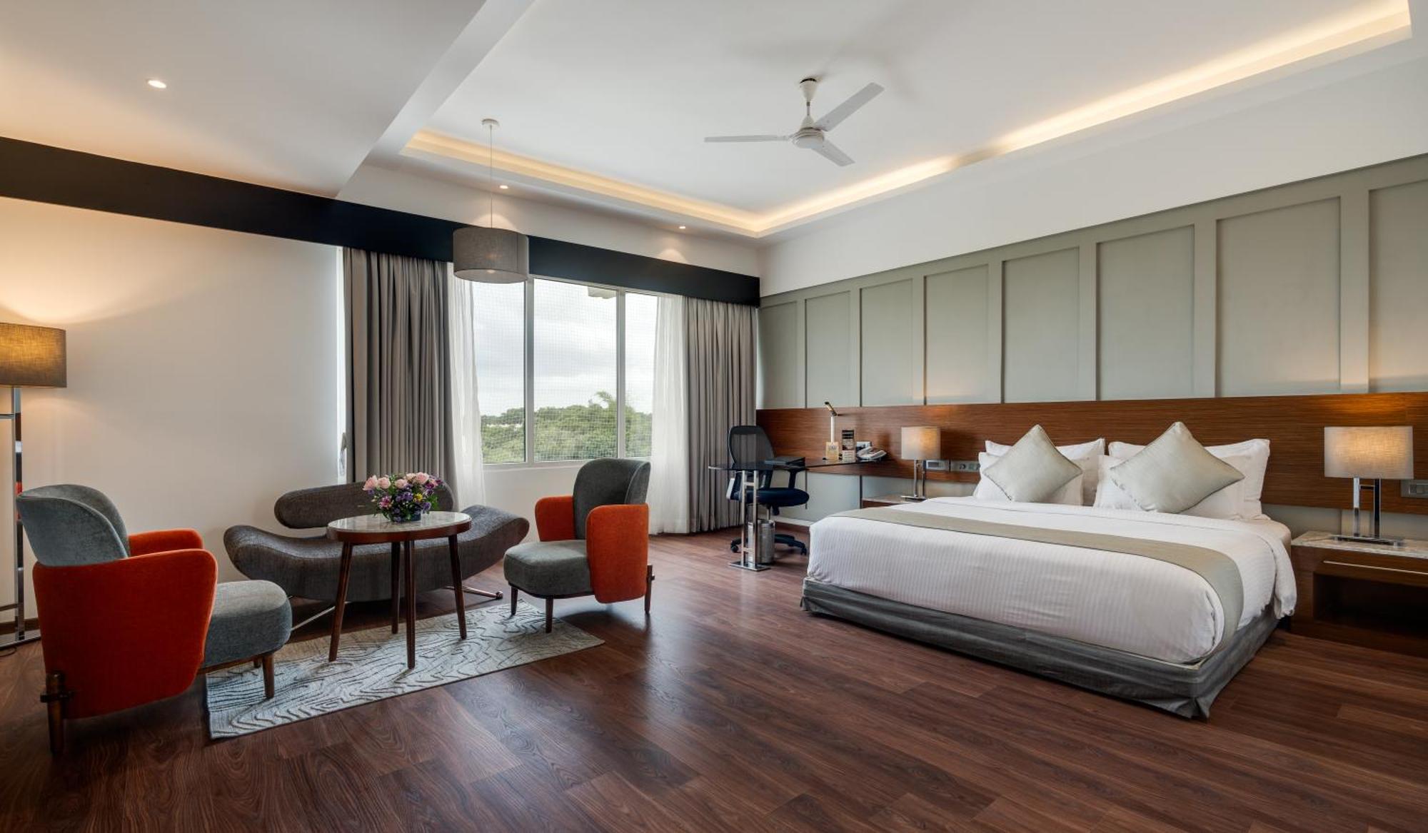 Southern Star,Maisur Dış mekan fotoğraf Suite room at the Park