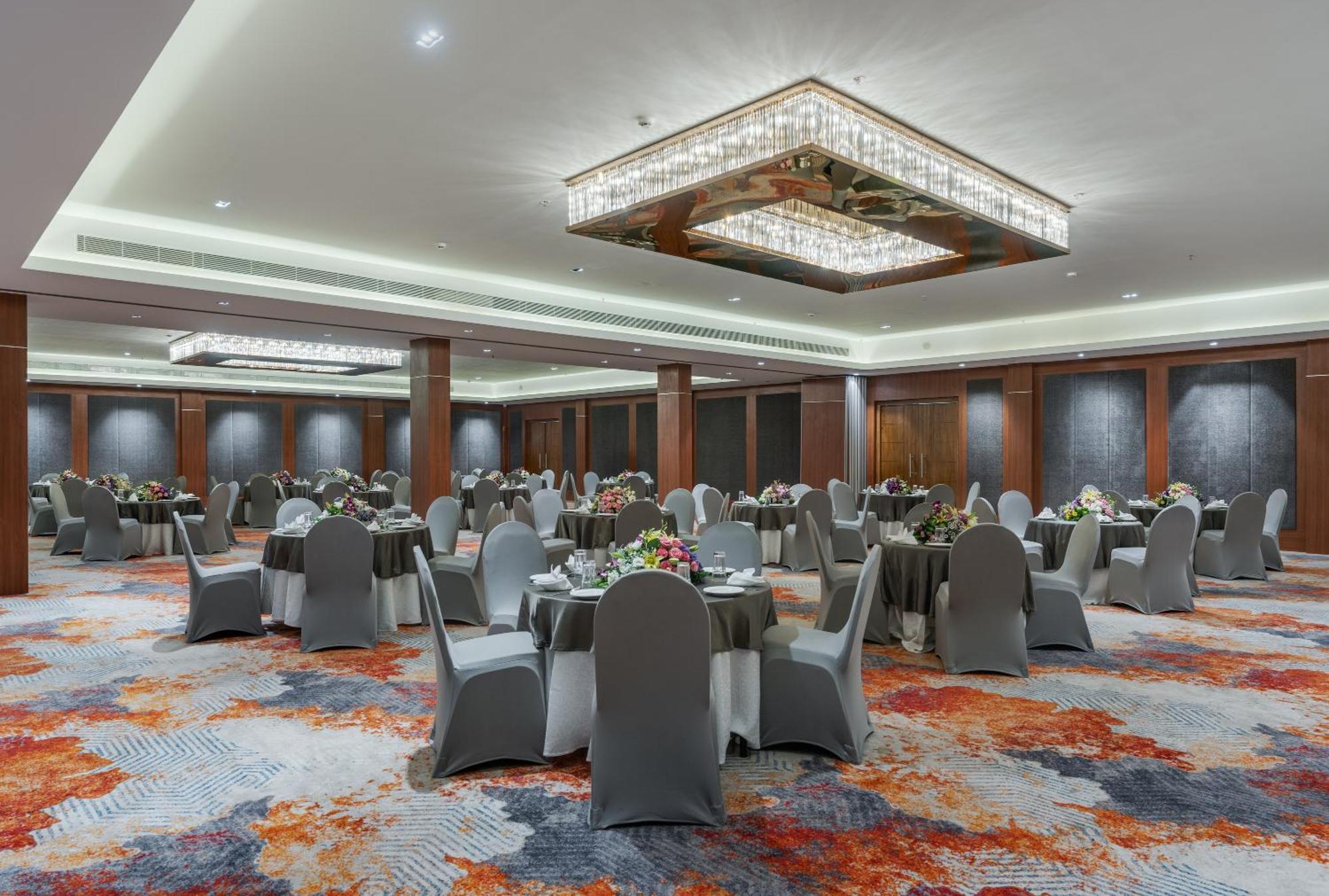 Southern Star,Maisur Dış mekan fotoğraf The Grand Ballroom