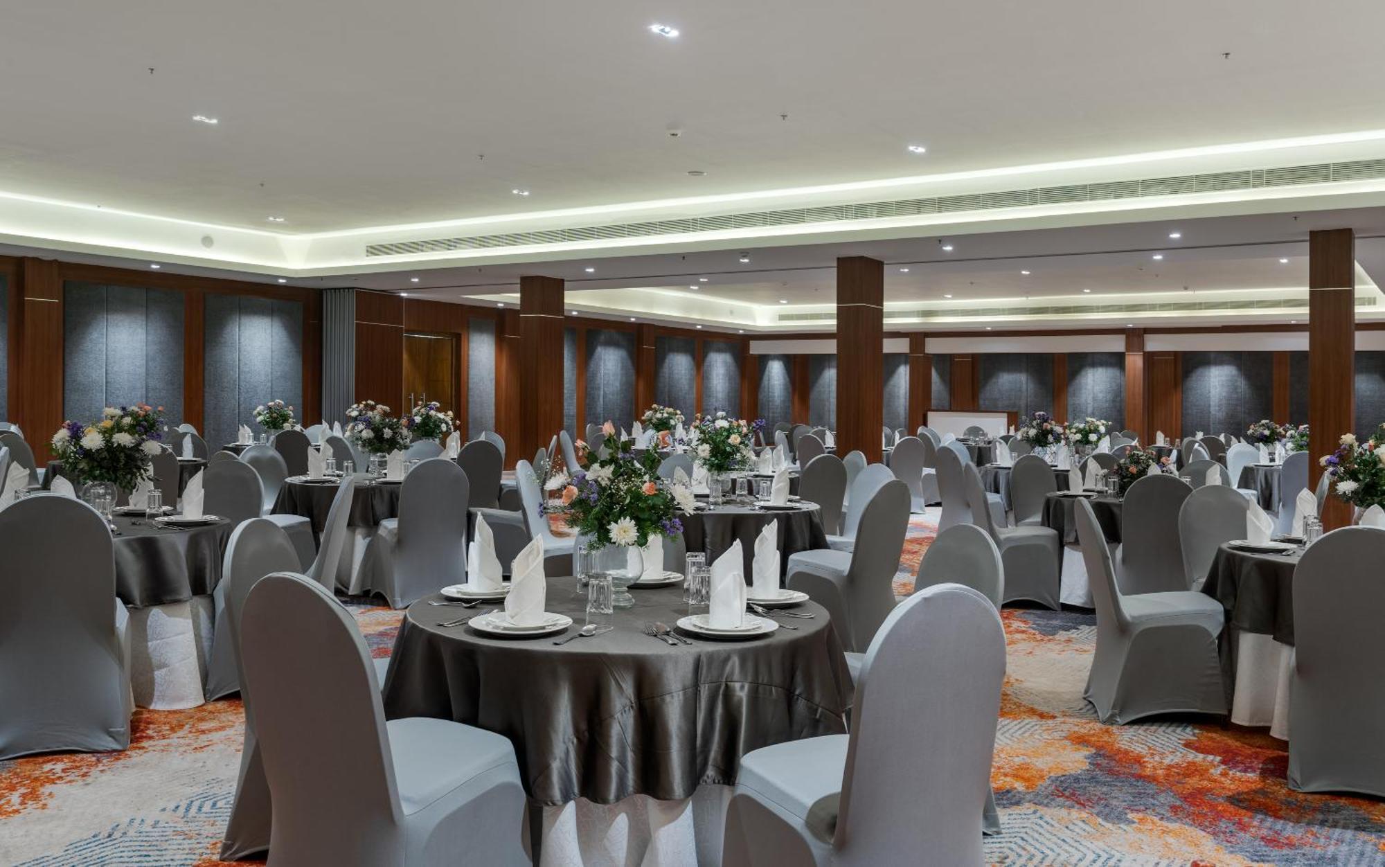 Southern Star,Maisur Dış mekan fotoğraf The Grand Ballroom